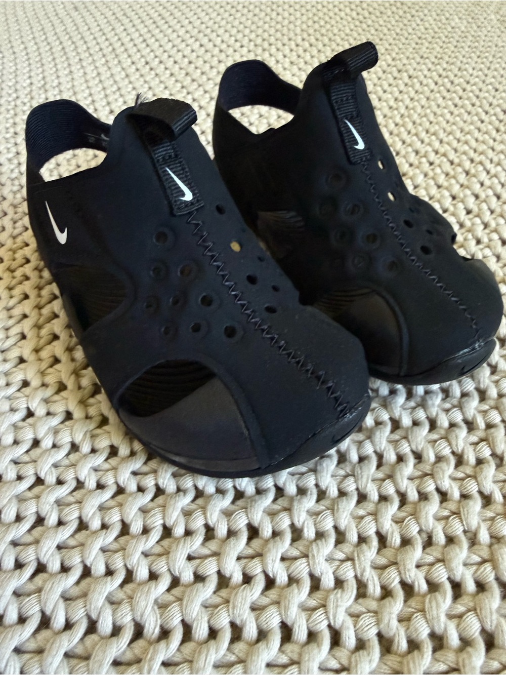 Nike Sunray Protect 2 size 9c
